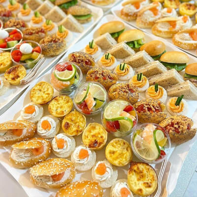 buffet petit four